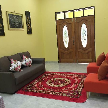 Homestay Talina Kuala Terengganu Ngoại thất bức ảnh