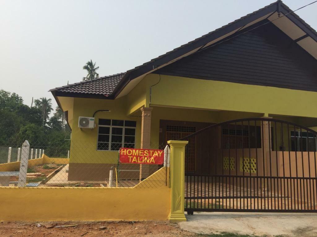Homestay Talina Kuala Terengganu Ngoại thất bức ảnh